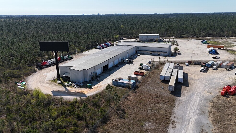 More Photos Of 9140 Canal Rd, Gulfport Light Distribution For Sale