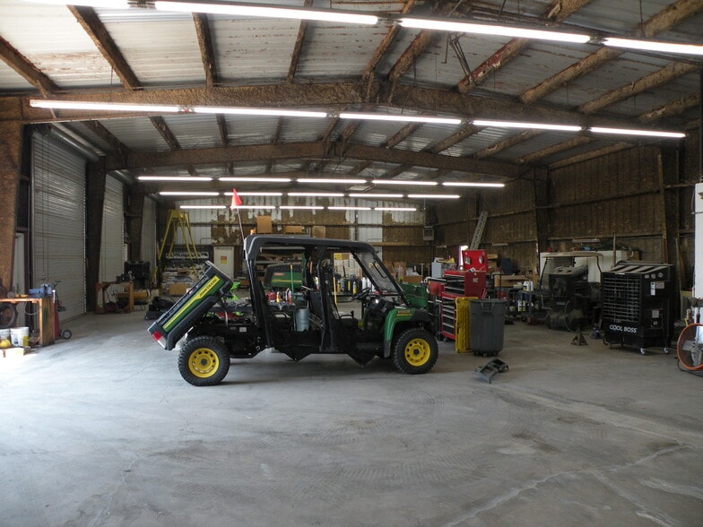 More Photos Of 45223 23rd St W, Lancaster Auto Dealership For Sale