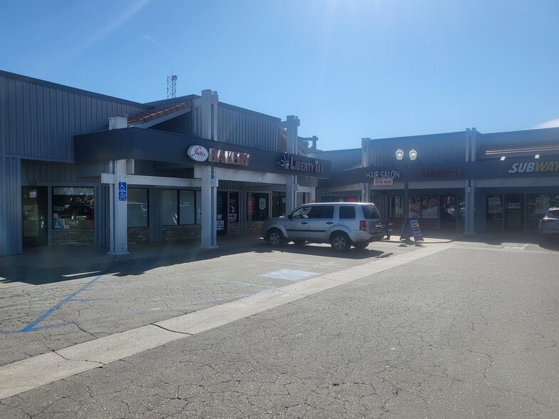 More Photos Of 6401 White Ln, Bakersfield Unknown For Lease