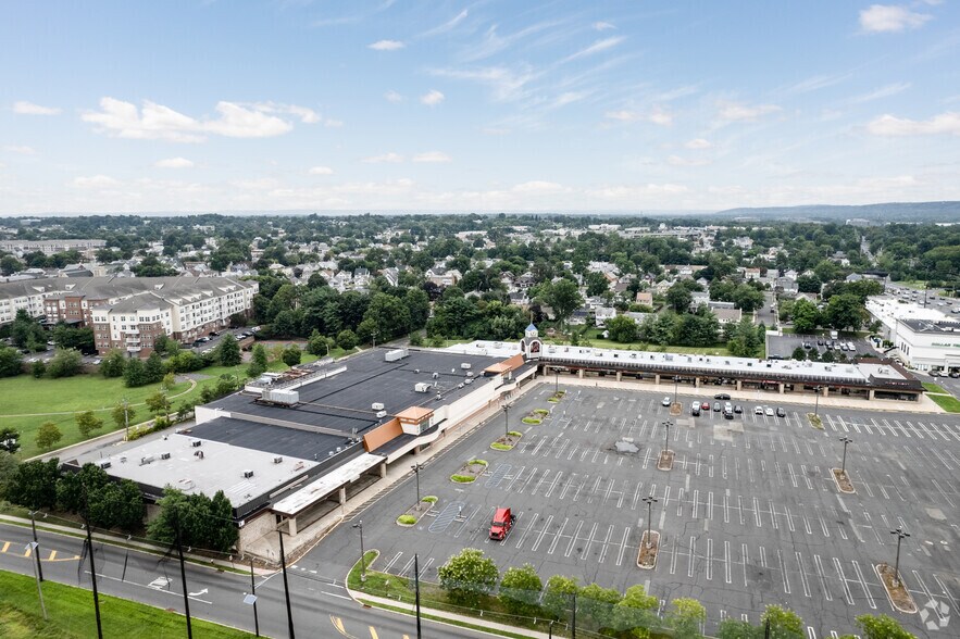 Primary Photo Of 120 Orlando Dr, Raritan Unknown For Lease