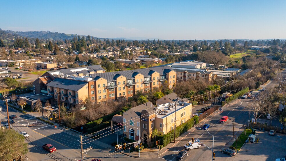 More Photos Of 178 Dry Creek Rd, Healdsburg Hotel For Sale