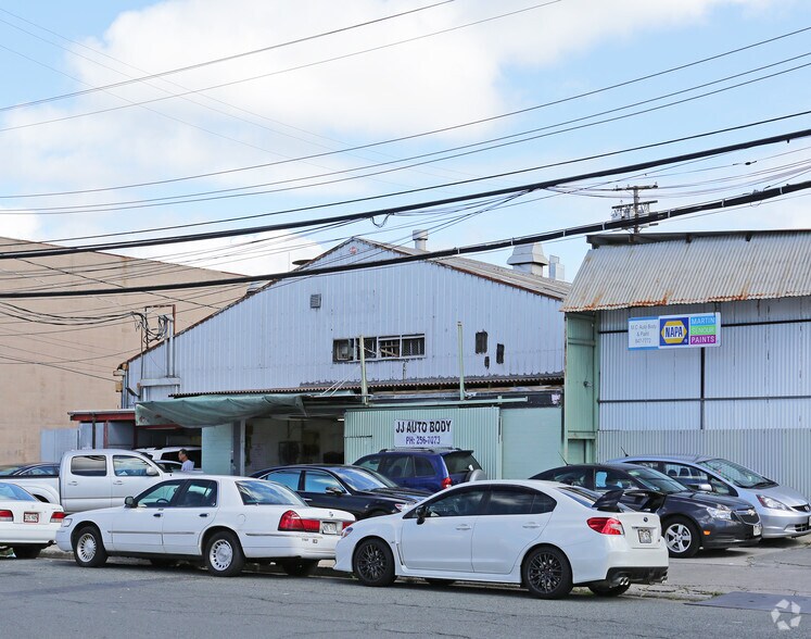 More Photos Of 2122 Kaliawa St, Honolulu Unknown For Lease