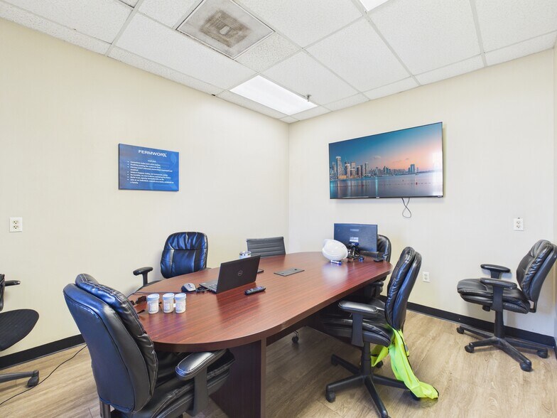 More Photos Of 6906 Dixie St, Columbus Industrial For Sale