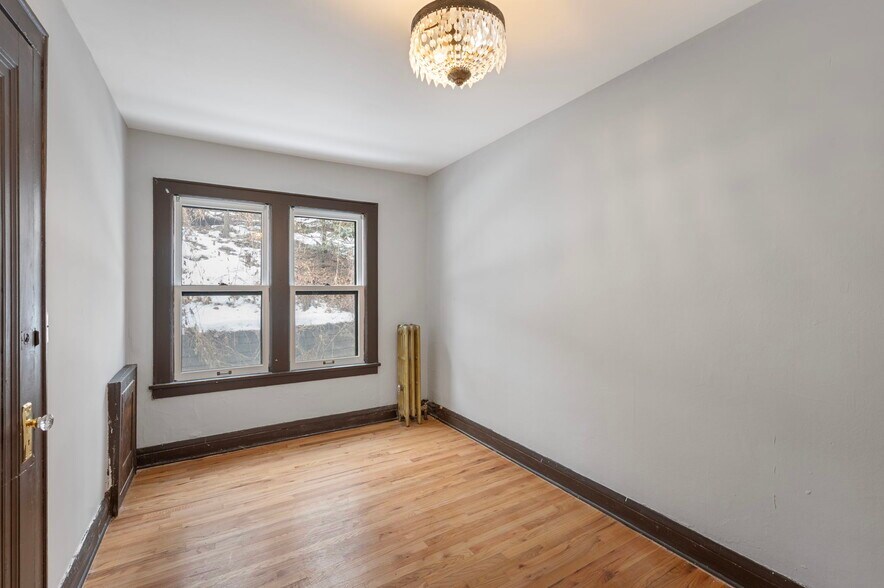 More Photos Of 487 Grand Ave, Saint Paul Apartments For Sale