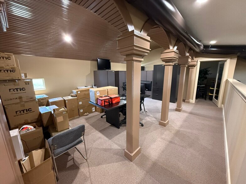 More Photos Of 35505 Cooper Rd, Brookshire Office For Sale