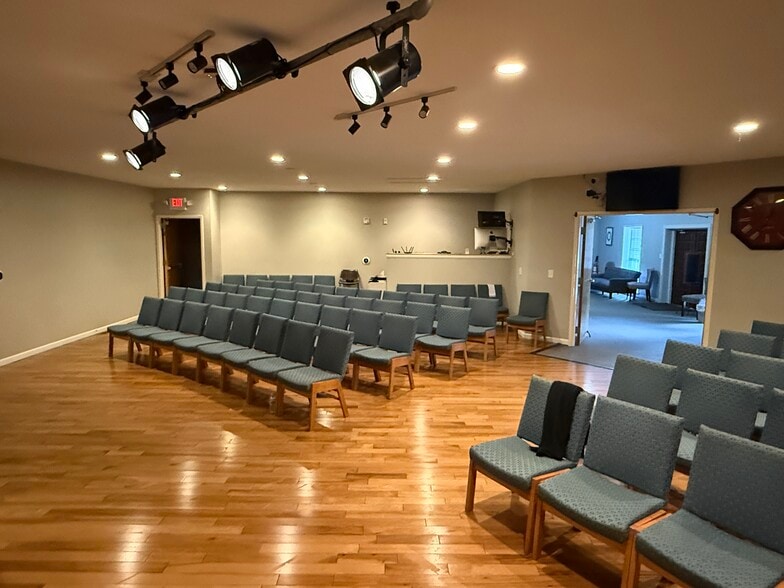 More Photos Of 247 S Allen Rd, Wake Forest Religious Facility For Sale