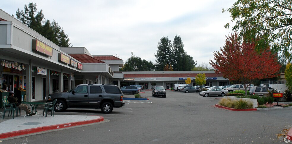 More Photos Of 6650 Commerce Blvd, Rohnert Park Storefront For Sale
