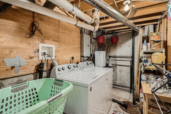 More Photos Of 2145 Kipling St, Lakewood Office Residential For Sale