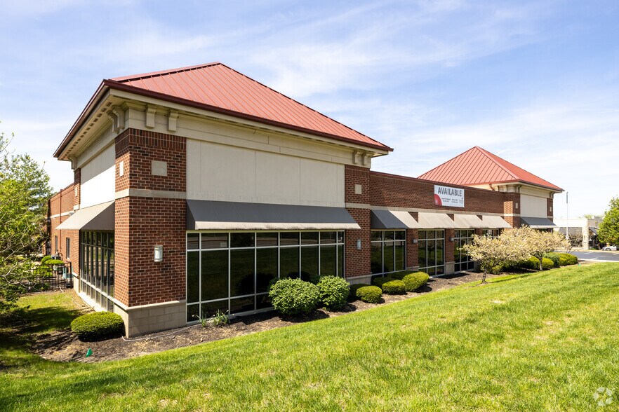 More Photos Of 2151 North Bend Rd, Hebron Freestanding For Lease
