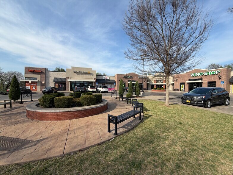 More Photos Of 1717 N Peoria Ave, Tulsa Unknown For Lease