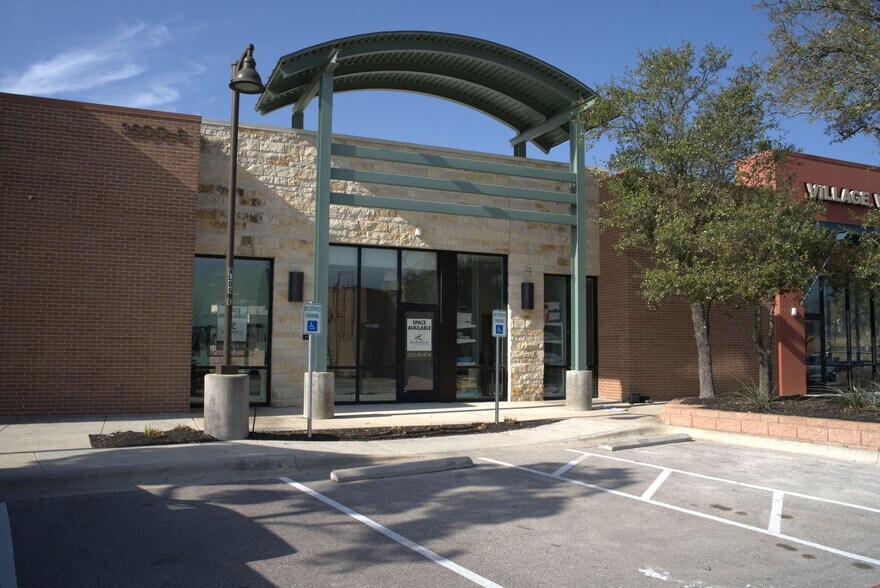 More Photos Of 3500 Ranch Road 620 S, Bee Caves Storefront For Lease