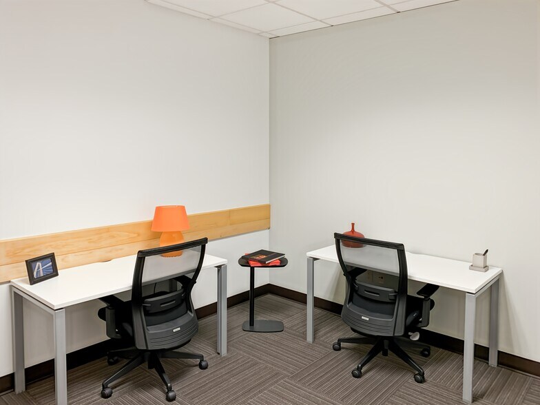 More Photos Of 2815 2nd Ave, Seattle Coworking Space