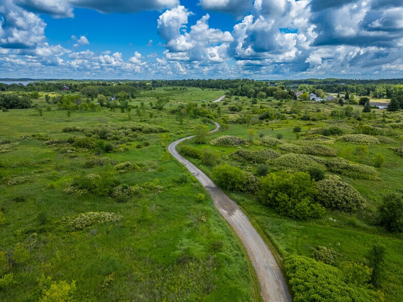 More Photos Of 2130 Isle Of Man Rd, Kingston Land For Sale