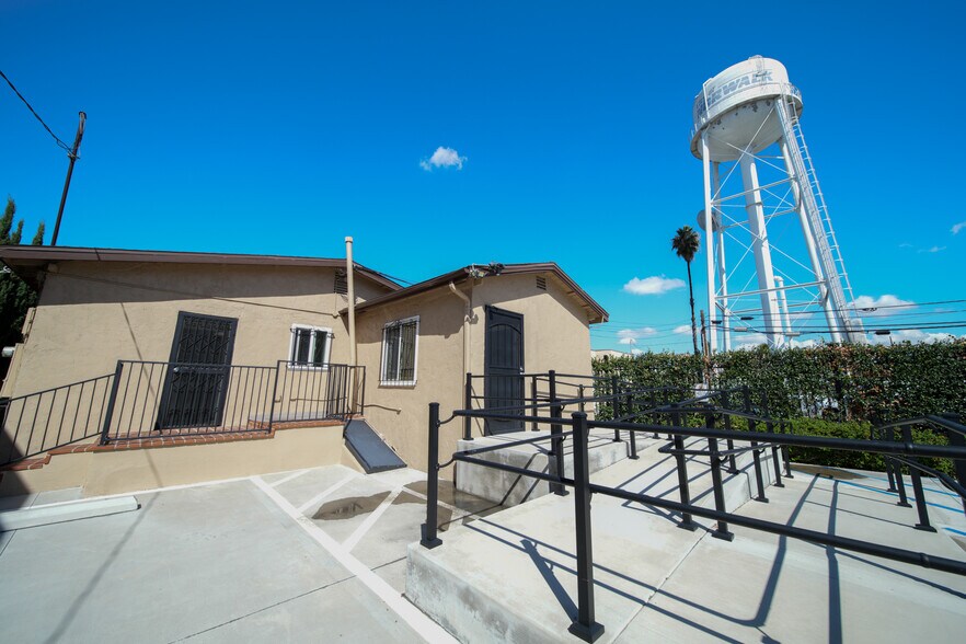 More Photos Of 13624 San Antonio Dr, Norwalk Office For Sale