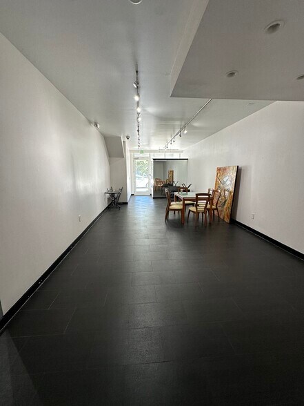 More Photos Of 3620 NE 2nd Ave, Miami Storefront Retail Office For Sale