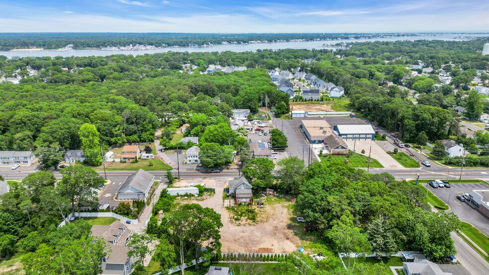 More Photos Of 307 Drum Point Rd, Brick Office Residential For Sale