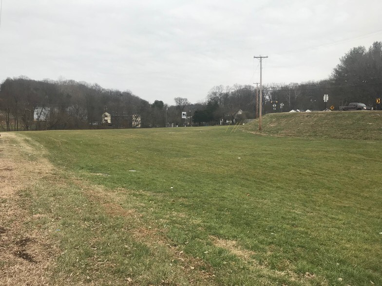 More Photos Of 1610 Rutrough Rd, Roanoke Land For Sale