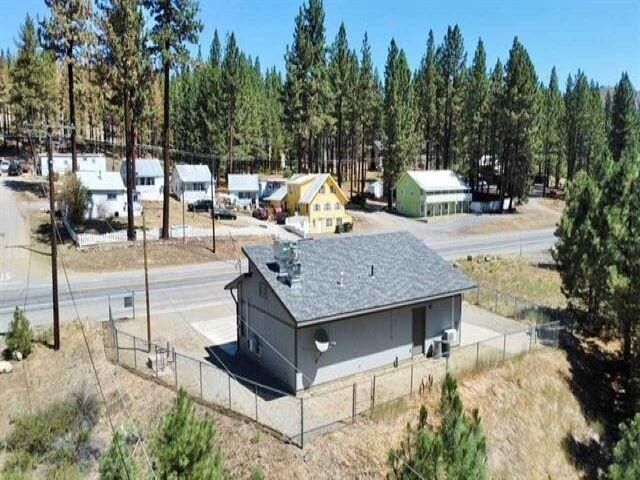 More Photos Of 620 E Sierra Ave, Portola Restaurant For Sale