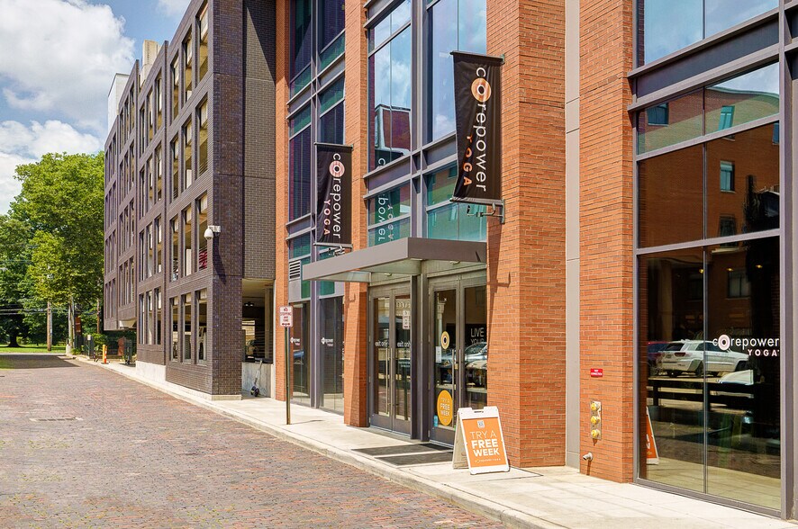 More Photos Of 629 N High St, Columbus Loft Creative Space For Lease