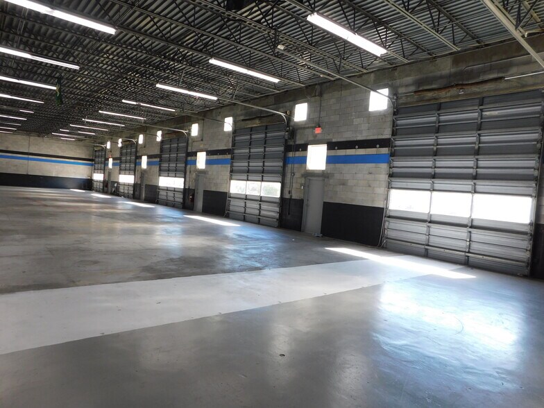 More Photos Of 5145 Commercial Dr, Melbourne Warehouse For Lease