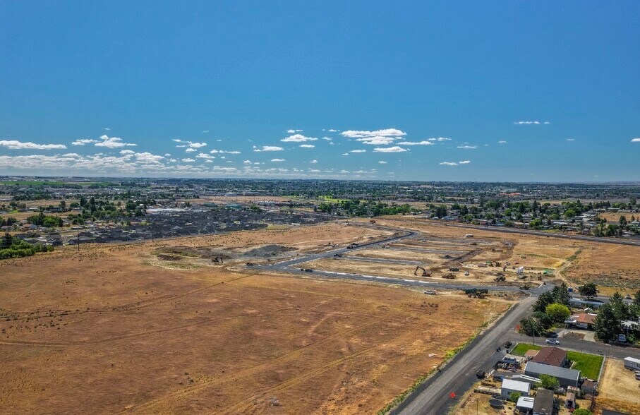Primary Photo Of 9055 Road 4.8 NE, Moses Lake Land For Sale