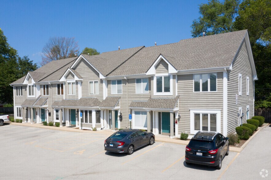 Primary Photo Of 334 E Colfax St, Palatine Loft Creative Space For Lease