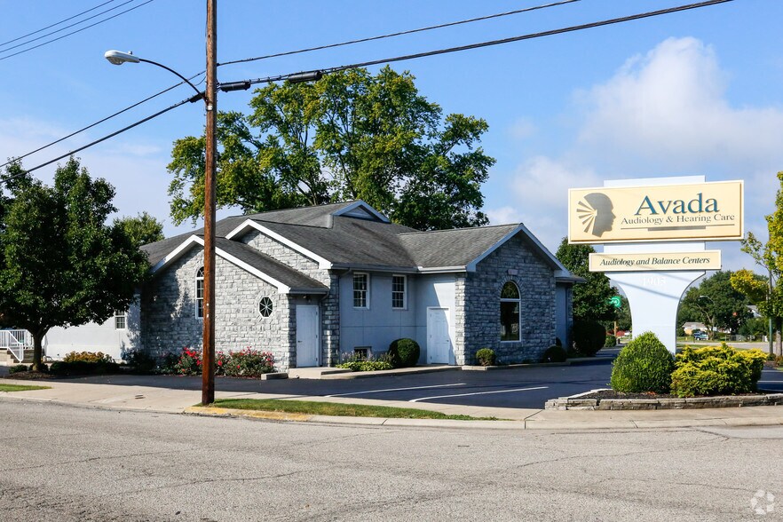 Primary Photo Of 1905 W North St, Springfield Medical For Sale