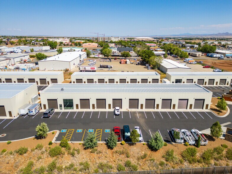 More Photos Of 2700 N Lake Valley Rd, Prescott Valley Light Manufacturing For Sale