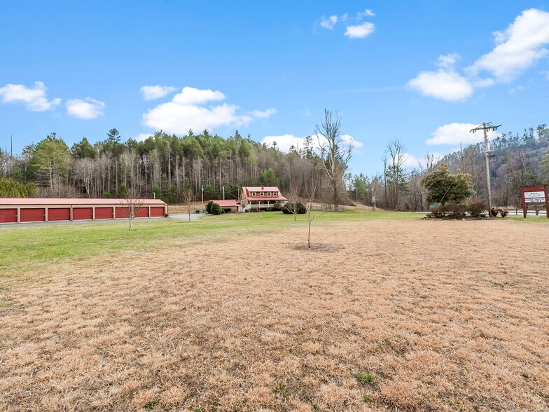 More Photos Of 58 Gunter Town Rd., Marshall Self Storage For Sale