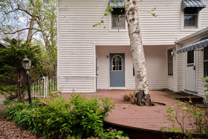 More Photos Of 267 Main St, Schoharie Hospitality For Sale
