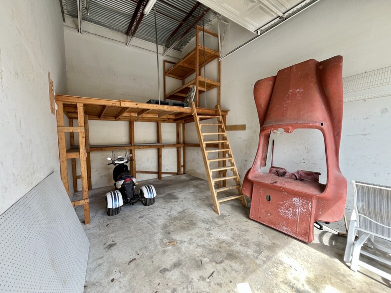 More Photos Of 4101-4119 Bandy Blvd, Fort Pierce Unknown For Lease