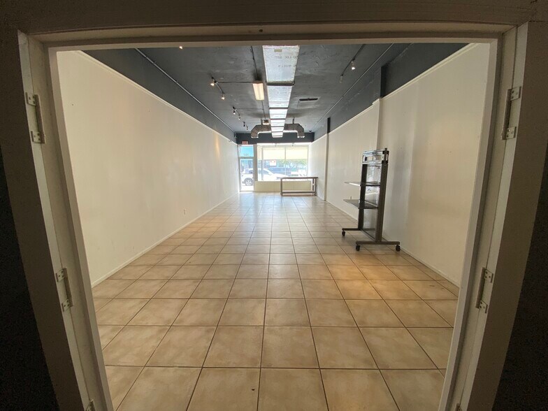 More Photos Of 112-120 S 20th Ave, Hollywood Restaurant For Lease