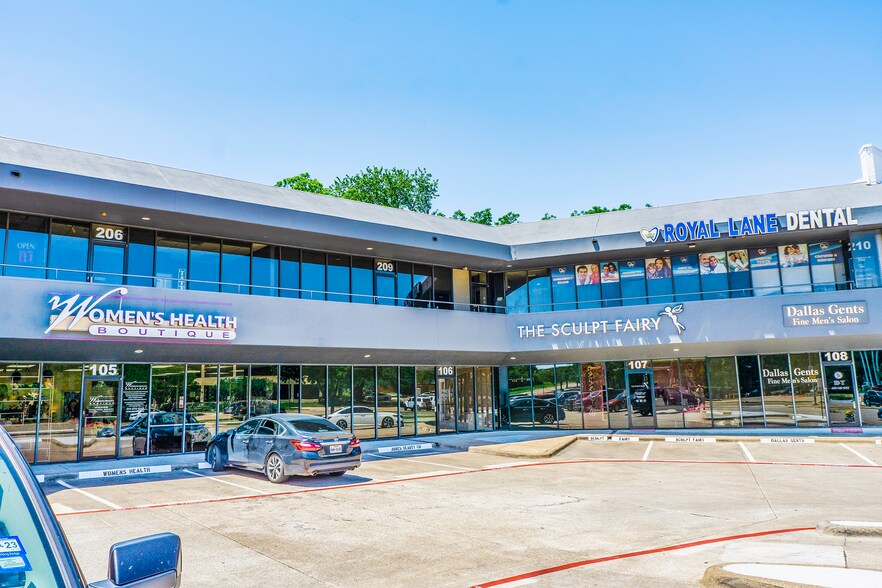 More Photos Of 8499 Greenville Ave, Dallas Storefront Retail Office For Lease