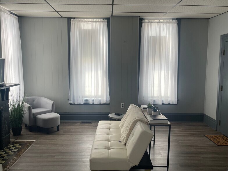 More Photos Of 231 W Pittsburgh St, Greensburg Loft Creative Space For Lease