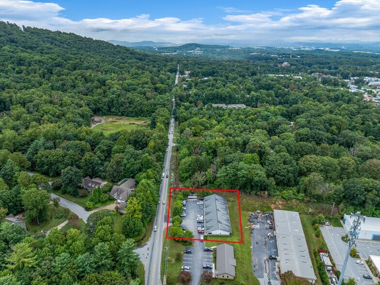More Photos Of 3179 Sweeten Creek Rd, Asheville General Retail For Lease