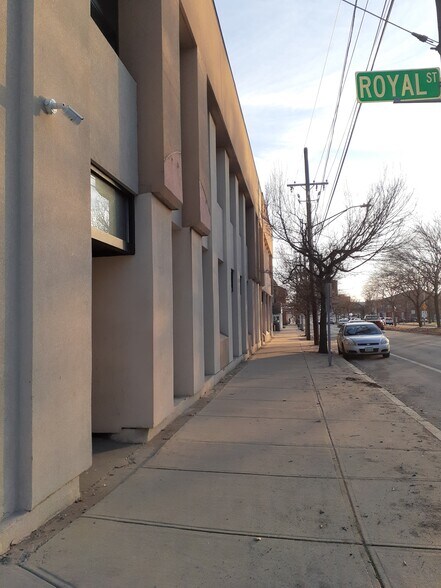 More Photos Of 845 N Main St, Providence Medical For Sale