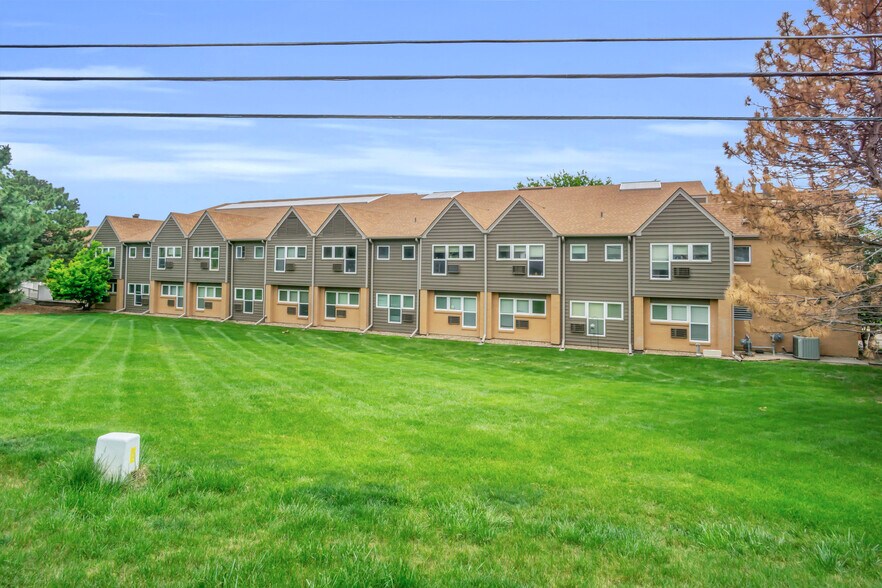 More Photos Of 4107 Central Ave, Kearney Assisted Living For Sale