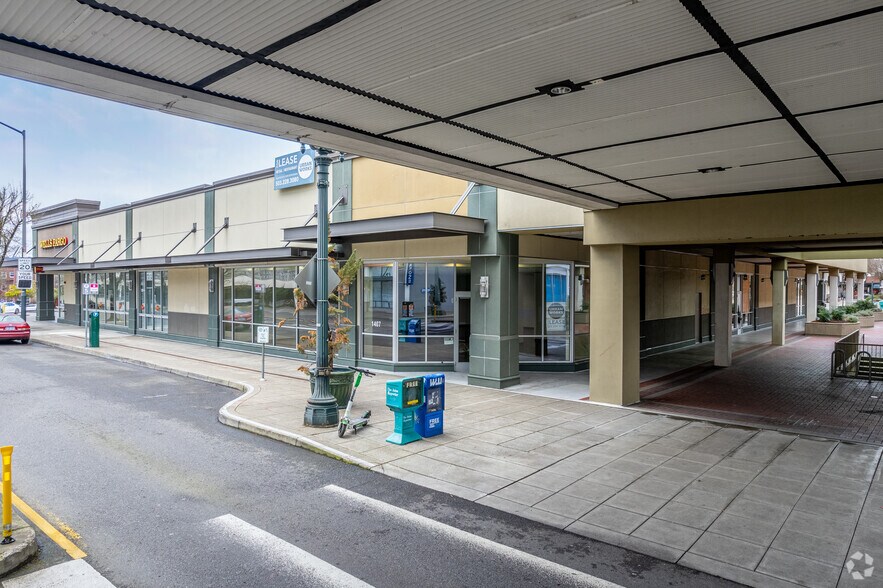 More Photos Of 1100 NE Broadway St, Portland Unknown For Lease