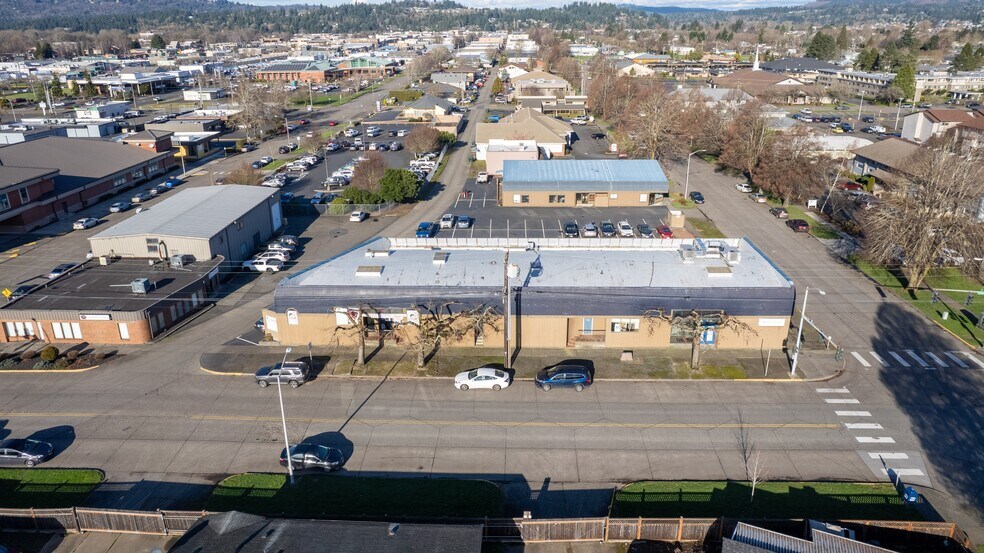 More Photos Of 1106 Douglas St, Longview Medical For Sale