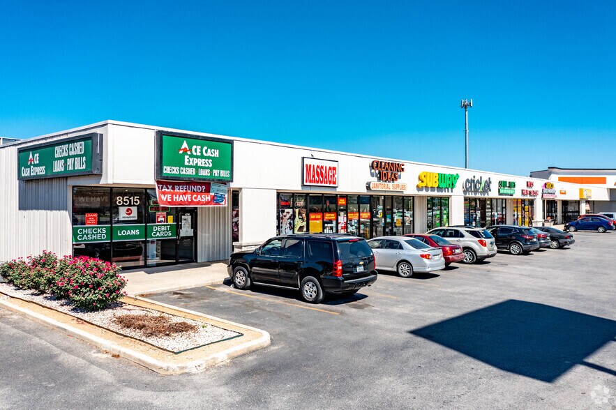 More Photos Of 8515-8611 Perrin Beitel Rd, San Antonio Freestanding For Lease