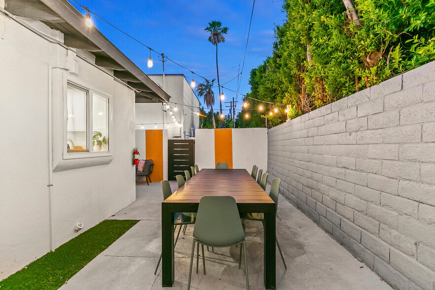 More Photos Of 1339 N Indian Canyon Dr, Palm Springs Hotel For Sale