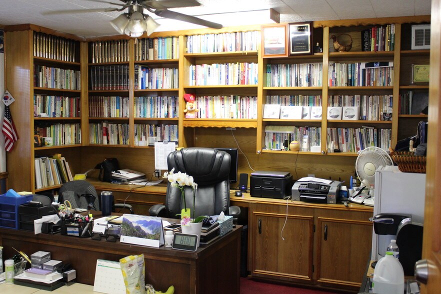 More Photos Of 308 Preston Ave, Pasadena Religious Facility For Sale