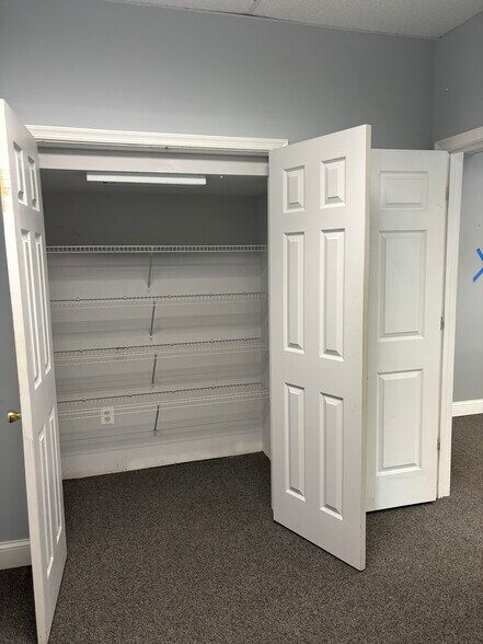 More Photos Of 9309 Belair Rd, Nottingham Office For Lease