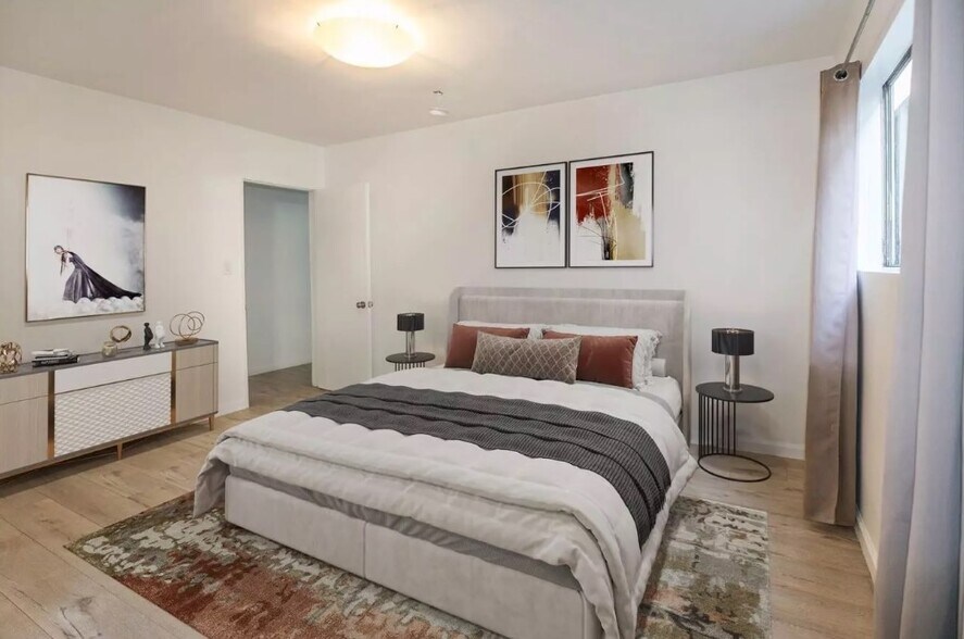 More Photos Of 2309 Hauser Blvd, Los Angeles Apartments For Sale