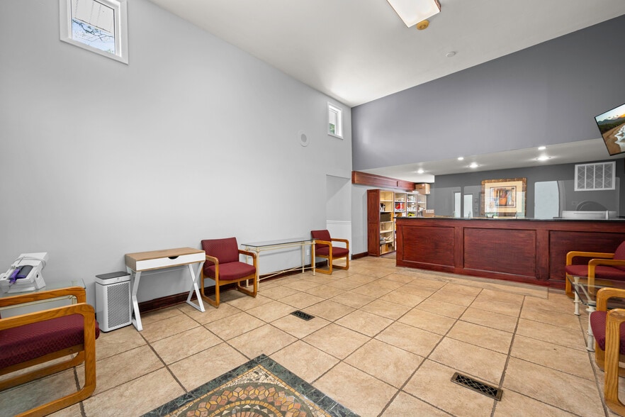 More Photos Of 10 Hunter Ave, Miller Place Office Residential For Sale