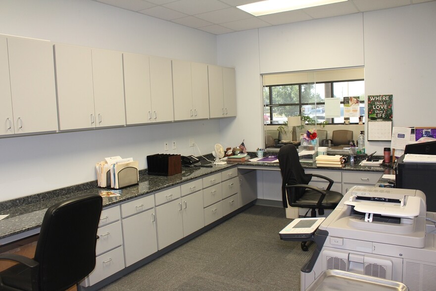 More Photos Of 3403 Andrews Hwy, Midland Medical For Sale