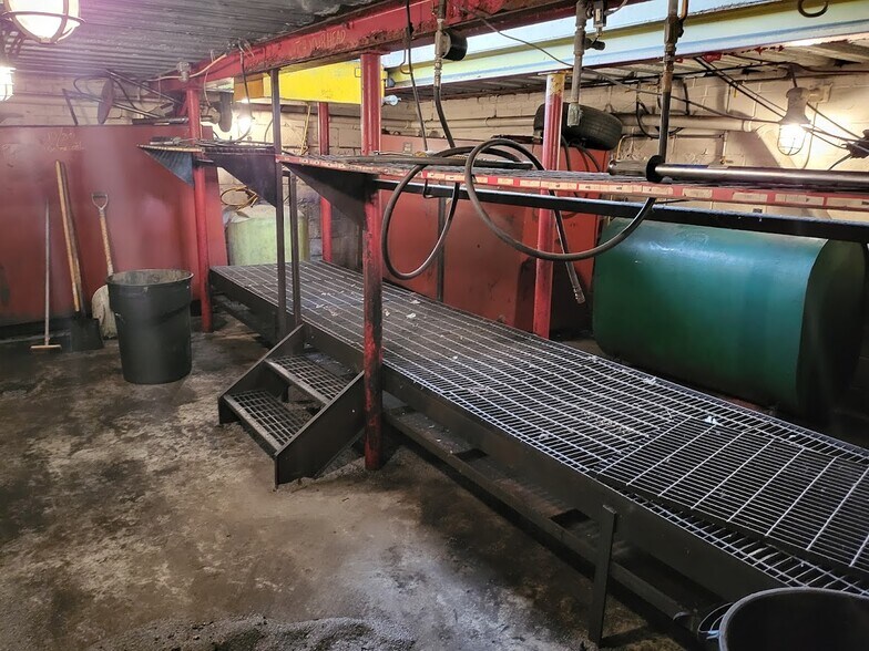 More Photos Of 4333 route 130, Edgewater Park Auto Repair For Sale