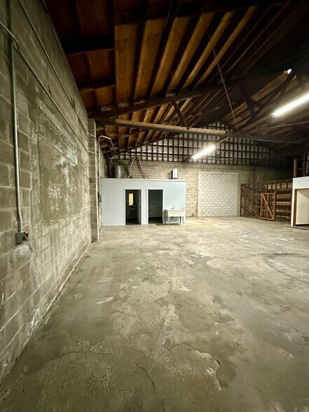 More Photos Of 612 Buena Vista Ave, Stockton Warehouse For Lease