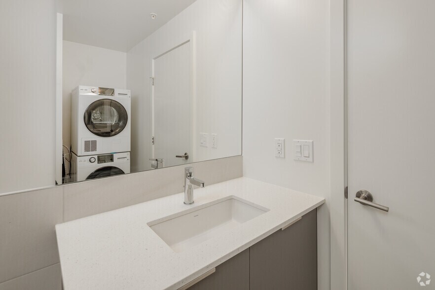 More Photos Of 1888 Scotia St, Vancouver Apartments For Lease
