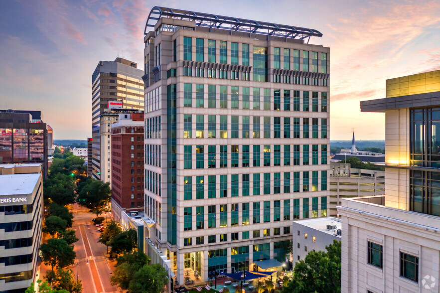 Primary Photo Of 1320 Main St, Columbia Coworking Space